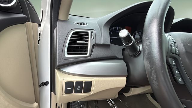 Used 2016  Acura Base image 24