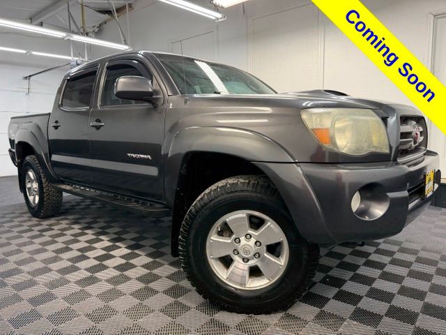 Magnetic Gray Metallic 2010 Toyota Tacoma Pickup Truck Four-Wheel Drive 5-Speed Automatic Overdrive
