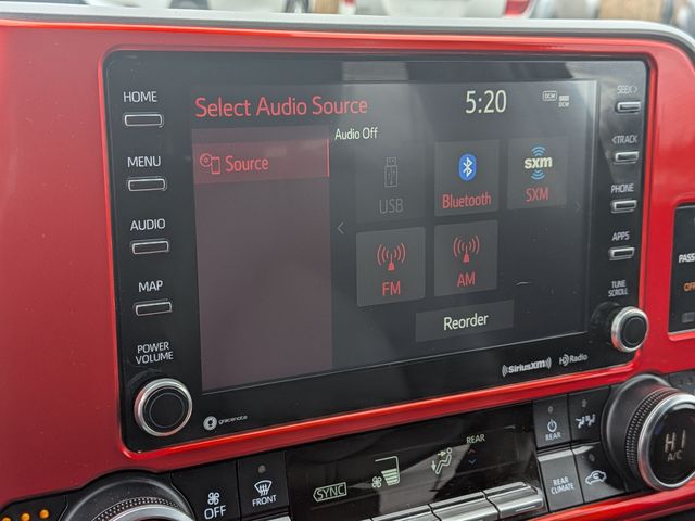 2022 Toyota Highlander - Image 24