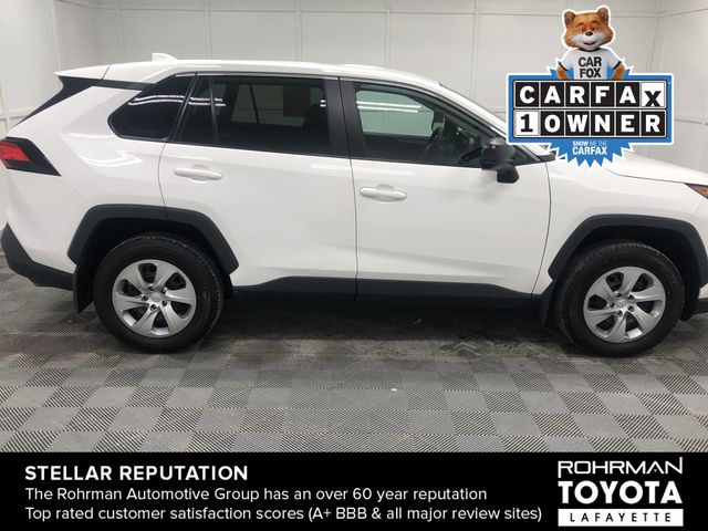 2022 Toyota RAV4 LE 7