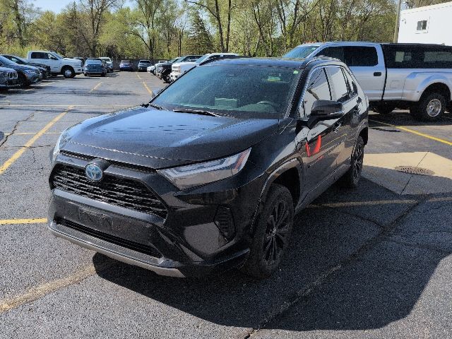 2022 Toyota RAV4 Hybrid SE
