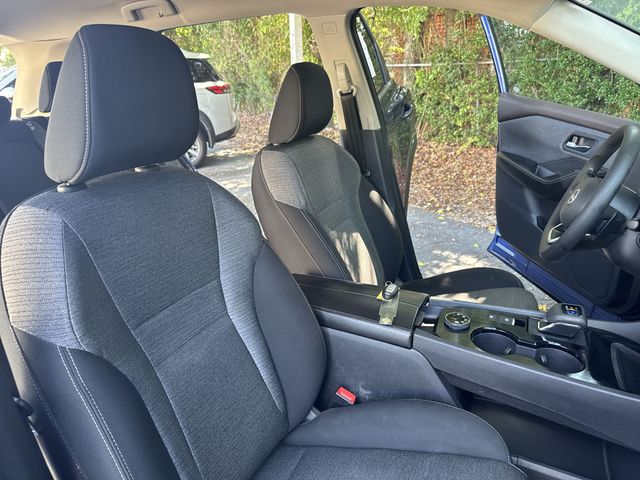 Used 2022 Blue Nissan SV image 10
