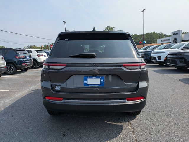 2026 Jeep Grand Cherokee Altitude
