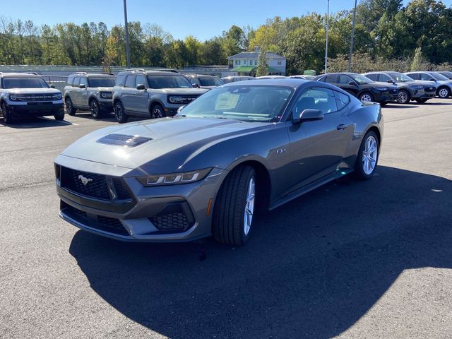 2024 Ford Mustang GT 8