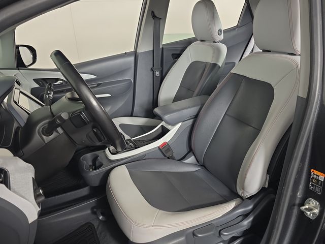 Used 2019 Gray Chevrolet Premier image 22