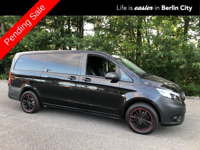  2019 Mercedes-Benz Metris Passenger RWD   