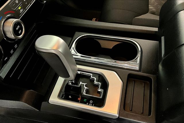 2021 Toyota Tundra SR5 photo
