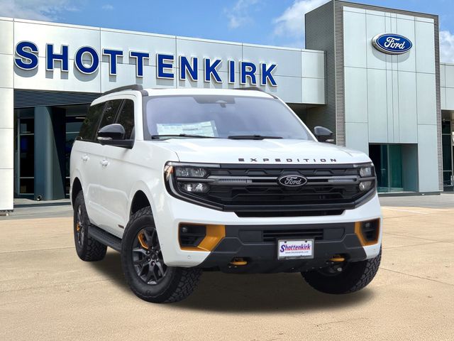 White Metallic 2025 Ford Expedition SUV / Crossover Four-Wheel Drive Automatic