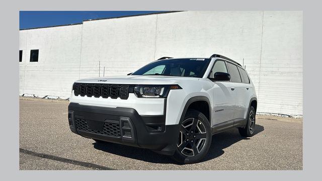 Bright White Clearcoat 2026 Jeep Cherokee SUV / Crossover Four-Wheel Drive Continuously Variable Transmission