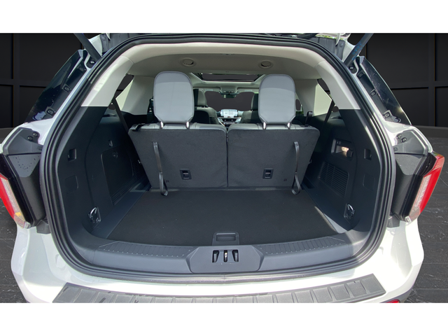 New 2026 White Metallic Ford Active image 28