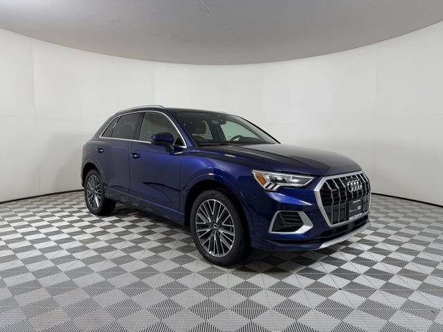 2021 Audi Q3 quattro Premium Plus 40 TFSI