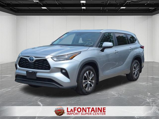 2023 Toyota Highlander Hybrid XLE