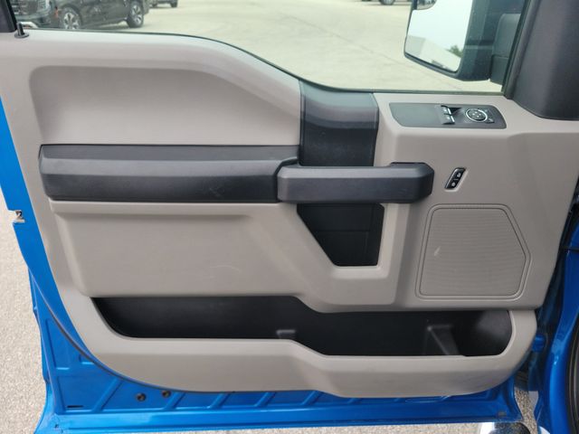 Used 2019 Blue Ford XL image 17