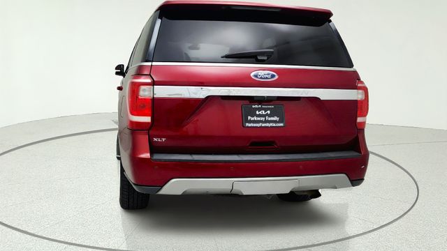 2019 Ford Expedition XLT Red at Autostrade