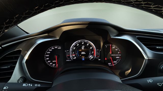 Used 2016 Red Chevrolet Stingray image 18