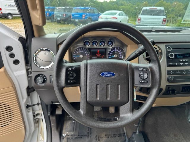 Used 2016 White Ford XLT image 16