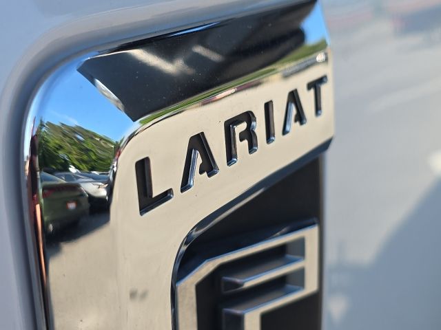 2022 Ford F-250SD Lariat:B02329