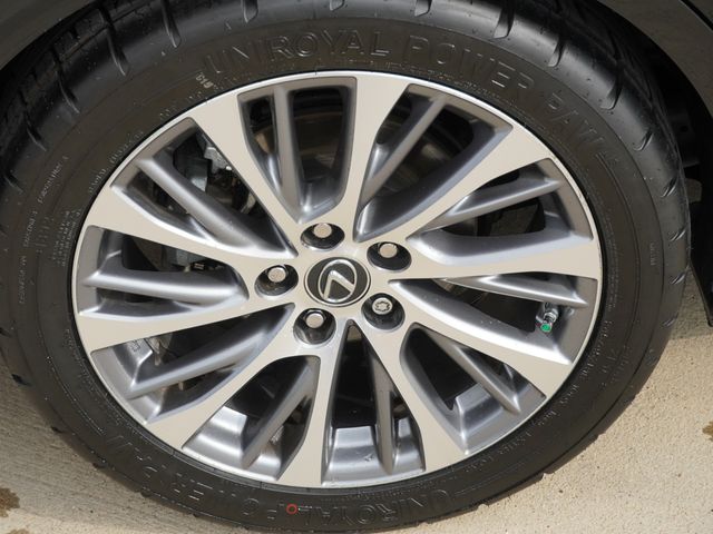 Used 2021 Lexus ES Sedan