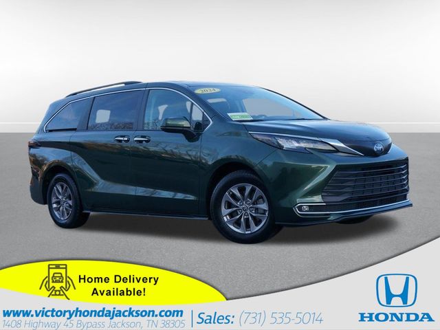 2024 Toyota Sienna XLE 7-Passenger FWD