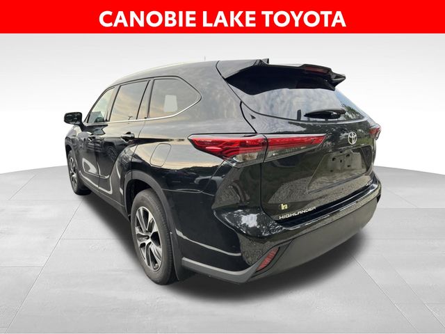 Used 2020 Toyota Highlander SUV