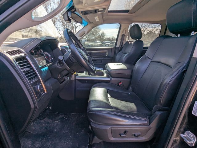 2018 Brilliant Black Crystal Pearlcoat Ram 1500 Sport 4X4 Truck