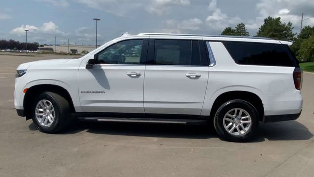 2023 Chevrolet Suburban LT 5