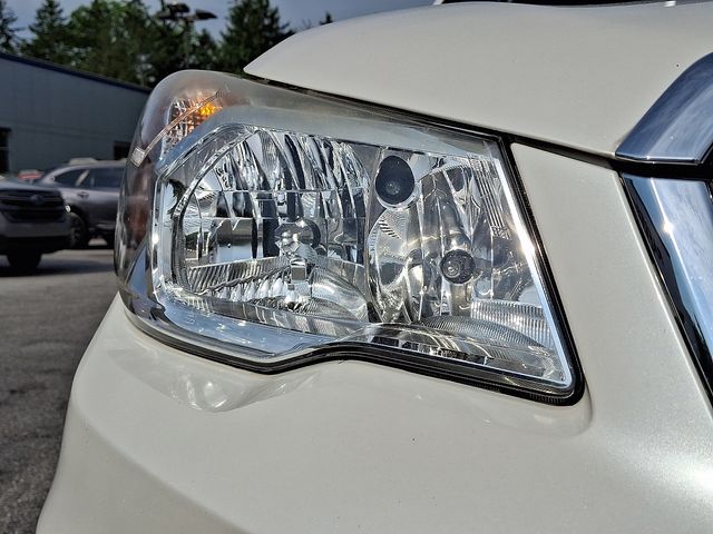 2015 Subaru Forester 2.5i White at Subaru and VW of Moon Township