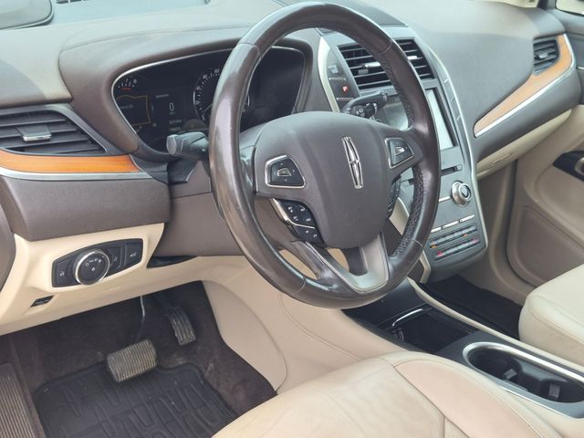 2017 Lincoln MKC - Image 44