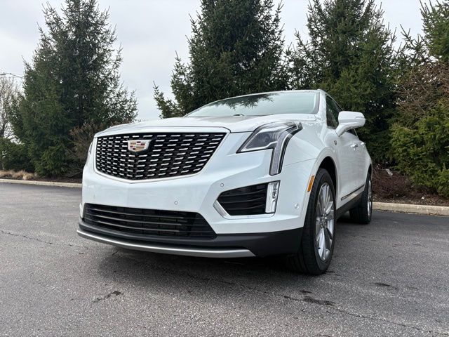 Crystal White Tricoat 2023 Cadillac XT5 Premium Luxury AWD SUV / Crossover Four-Wheel Drive 9-Speed Automatic