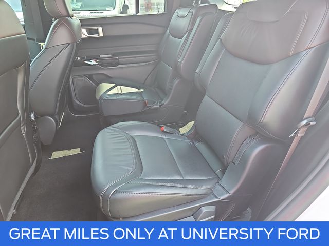 Used 2023 White Ford Platinum image 14