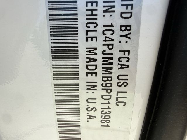 2023 Jeep Cherokee Altitude White at Wharton Chevrolet GMC