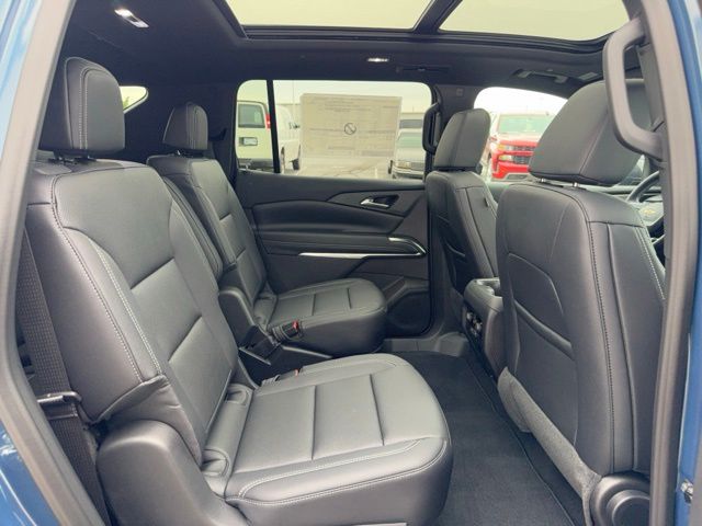 new 2026 Chevrolet Traverse car, priced at $47,520