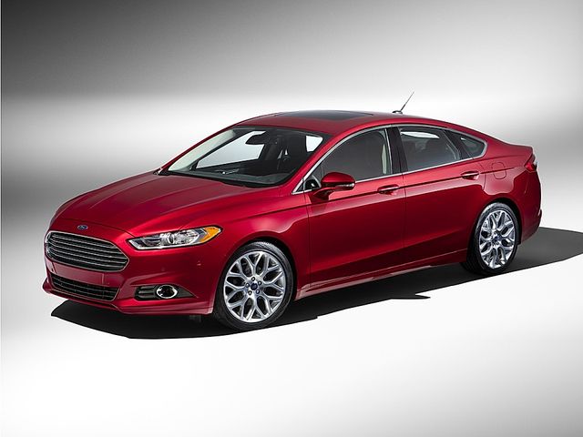 Ingot Silver 2016 Ford Fusion Sedan Front-Wheel Drive 6-Speed Automatic