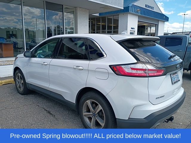 Used 2020 White Ford SEL image 6