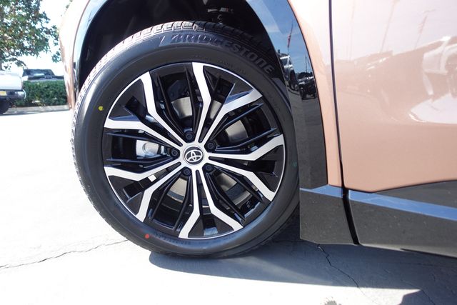 new 2026 Toyota Crown Signia car