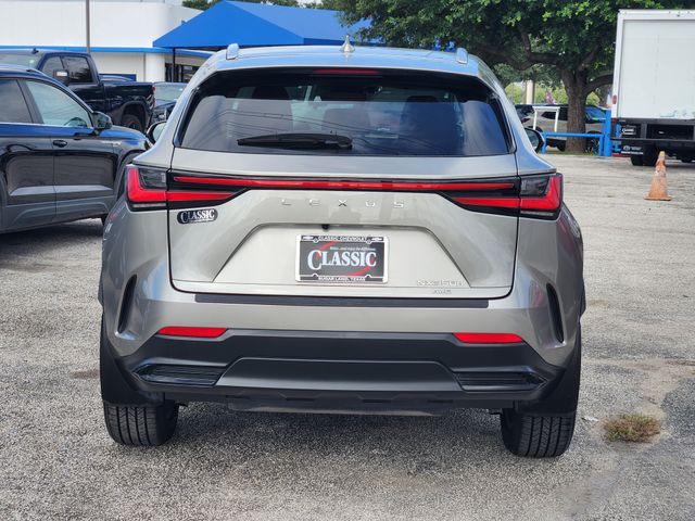 2024 Lexus NX 350h Base - 11
