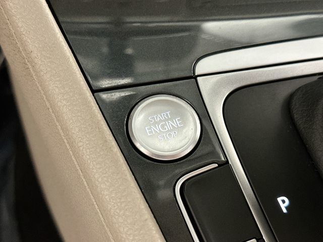 2019 Volkswagen Golf TSI SE 4-Door Black at Rafferty Subaru