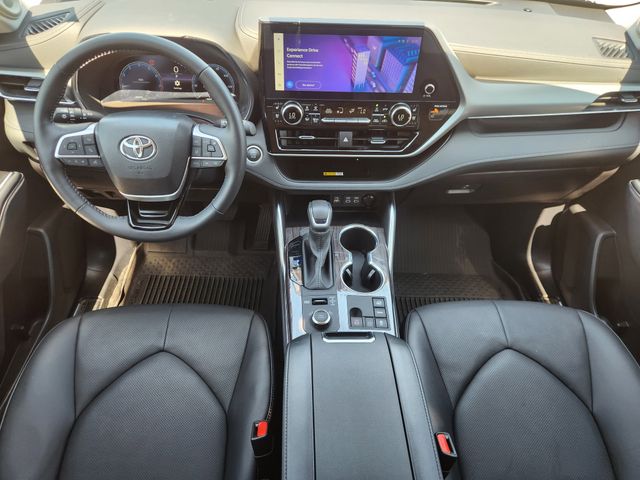 2025 Toyota Highlander Platinum Silver at Don McGill Toyota