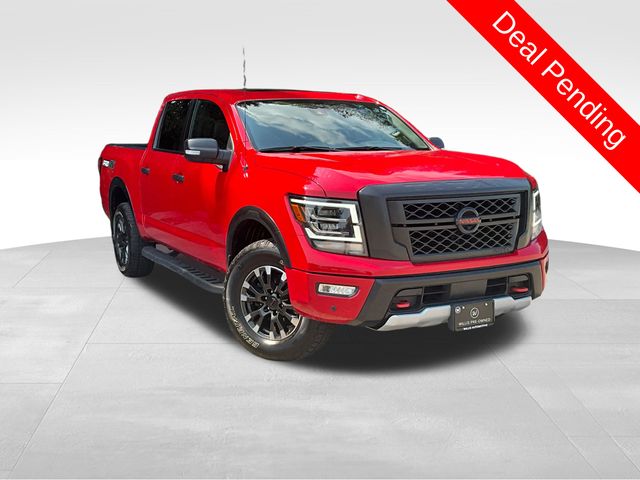 2020 Nissan Titan PRO-4X Crew Cab 4WD