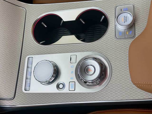 Thumbnail: 2026 Genesis GV80 - 15