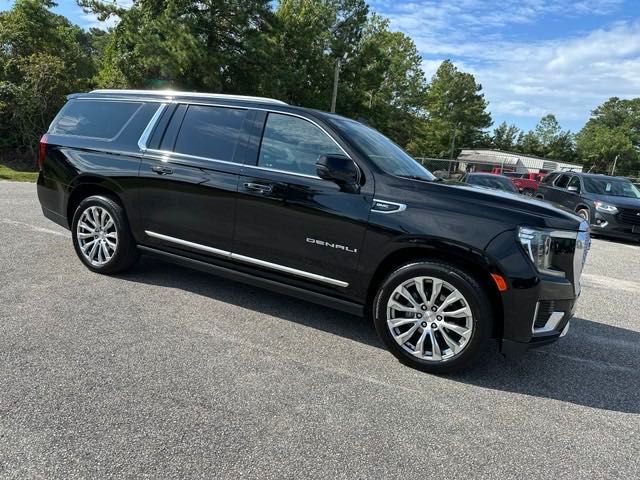 2023 GMC Yukon XL Denali 7