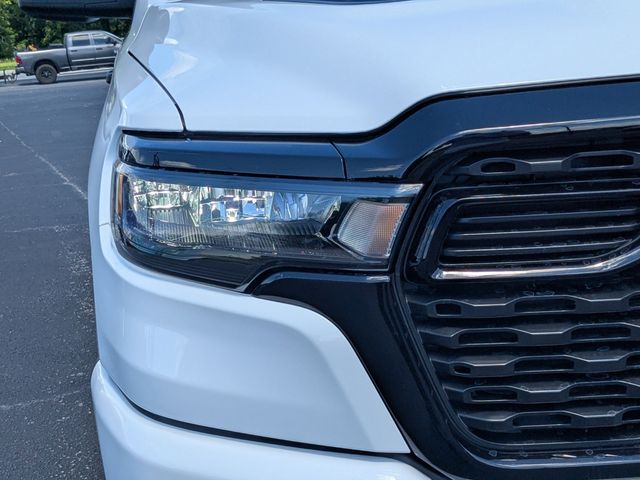 2026 Ram 1500 Express Crew Cab 4x4 5'7" Box