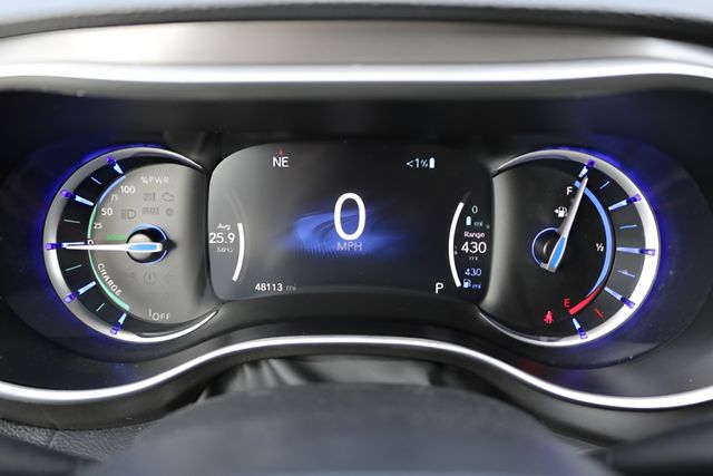 Used Car 2024 Chrysler Pacifica Hybrid  Select For Sale Under $30,000 In Austin, Texas