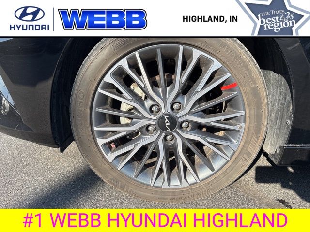 Used 2023 Black Kia GT-Line image 25