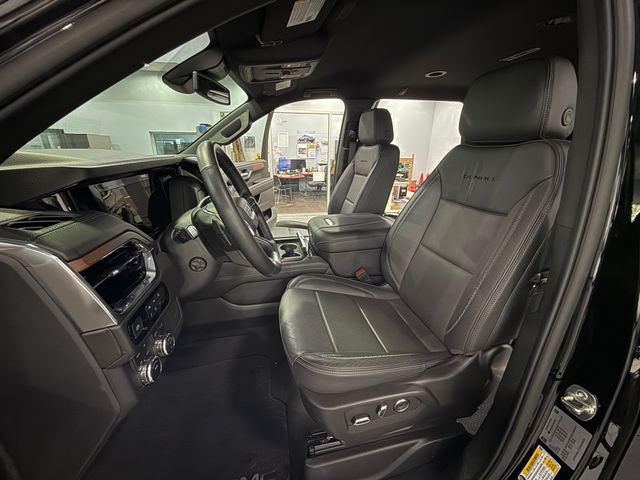 2025 GMC Yukon Denali Black at Bob King Buick GMC