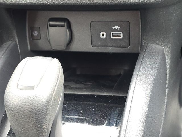 2024 Nissan Versa 1.6 SV:B01992