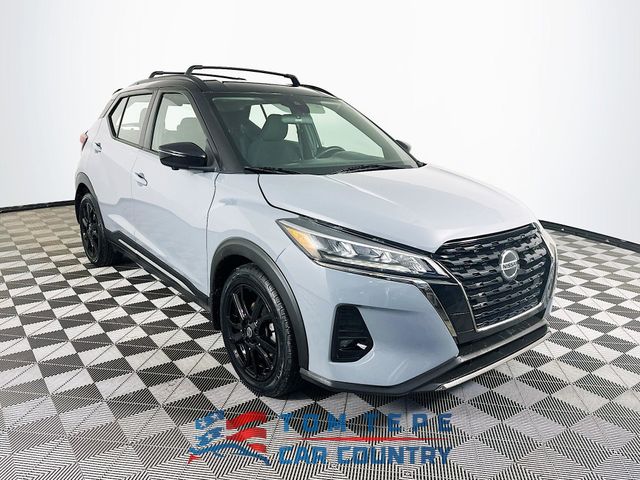 2021 Nissan Kicks SR FWD