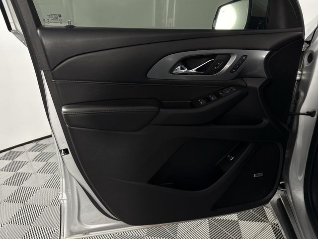 Used 2020 Chevrolet Traverse For Sale in Indianapolis, IN