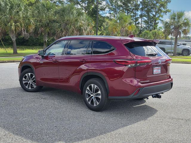 Used 2020 Toyota Highlander Hybrid SUV