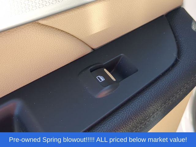 Used 2017 White Ford XLT image 36